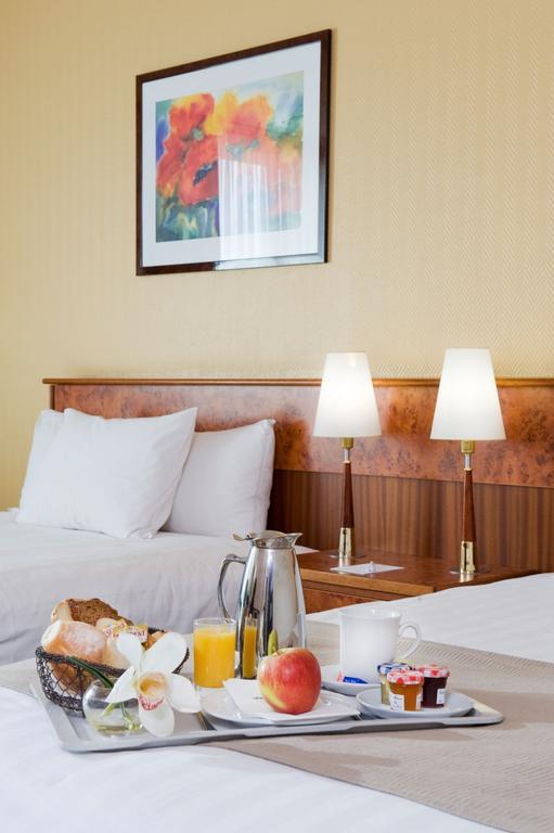 Alliance Hotel Liege Palais Des Congres Room photo