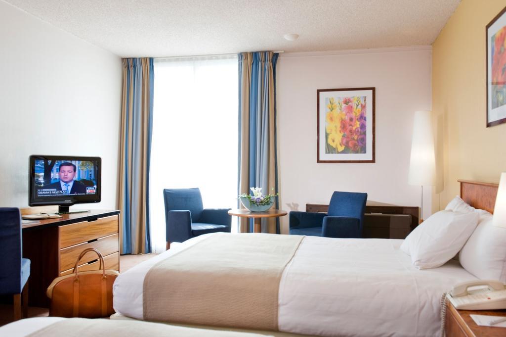 Alliance Hotel Liege Palais Des Congres Room photo