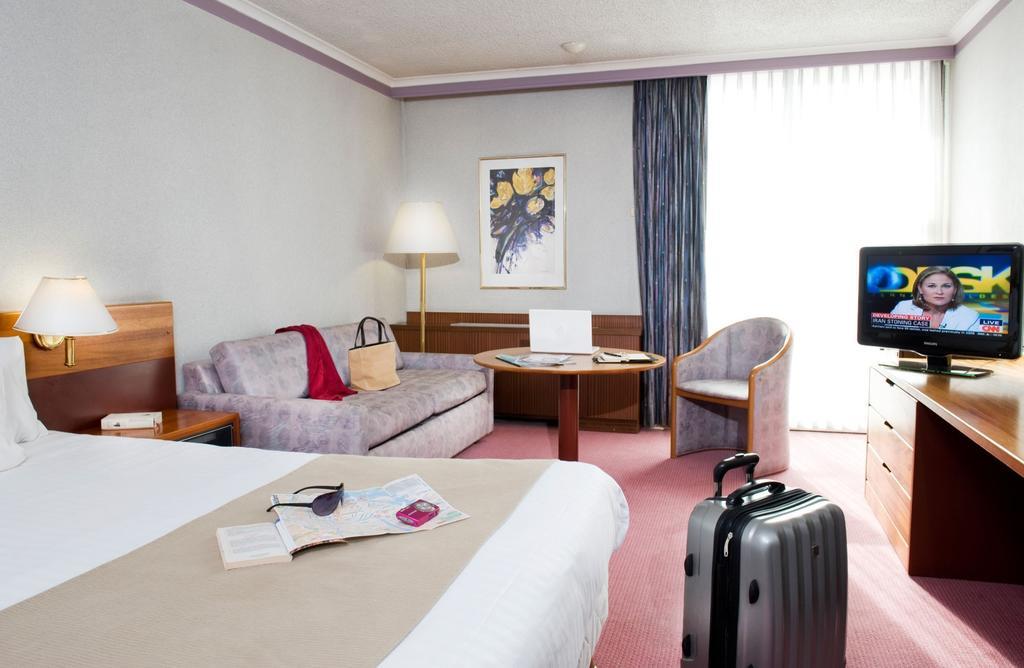 Alliance Hotel Liege Palais Des Congres Room photo